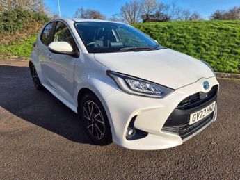 Toyota Yaris 1.5 VVT-h Design E-CVT Euro 6 (s/s) 5dr