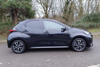 Toyota Yaris 1.5 VVT-h Design E-CVT Euro 6 (s/s) 5dr