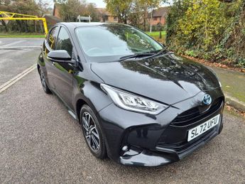 Toyota Yaris 1.5 VVT-h Design E-CVT Euro 6 (s/s) 5dr