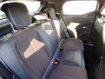 DS AUTOMOBILES DS 3 CROSSBACK E-TENSE 50kWh Performance Line Crossback Auto 5dr