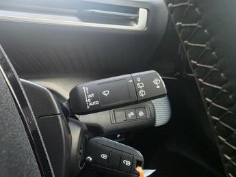 Citroen C3 1.2 PureTech MHEV PLUS e-DSC Euro 6 (s/s) 5dr