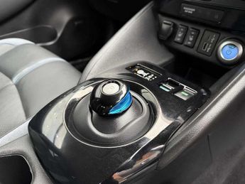 Nissan LEAF 110kW Tekna 39kWh 5dr Auto