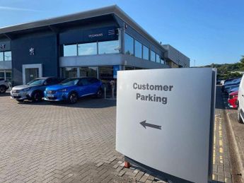 Peugeot E-2008 50kWh GT SUV 5dr Electric Auto (7kW Charger) (136 ps)