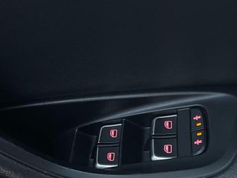 Audi A6 Avant 2.0 TDI ultra Black Edition S Tronic Euro 6 (s/s) 5dr