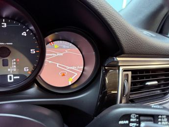 Porsche Macan 3.0 TD V6 S PDK 4WD Euro 6 (s/s) 5dr