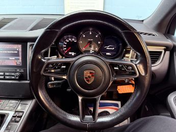 Porsche Macan 3.0 TD V6 S PDK 4WD Euro 6 (s/s) 5dr