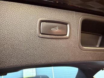 Porsche Macan 3.0 TD V6 S PDK 4WD Euro 6 (s/s) 5dr