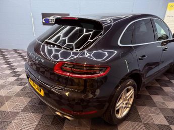 Porsche Macan 3.0 TD V6 S PDK 4WD Euro 6 (s/s) 5dr
