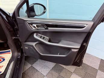 Porsche Macan 3.0 TD V6 S PDK 4WD Euro 6 (s/s) 5dr