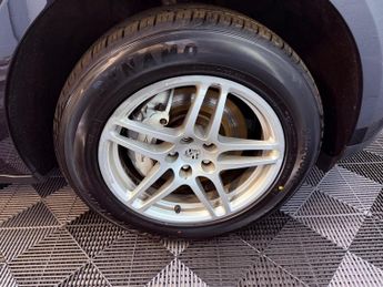 Porsche Macan 3.0 TD V6 S PDK 4WD Euro 6 (s/s) 5dr