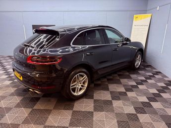 Porsche Macan 3.0 TD V6 S PDK 4WD Euro 6 (s/s) 5dr
