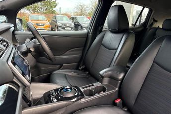 Nissan LEAF (110kW) N-Connecta (39kWh)