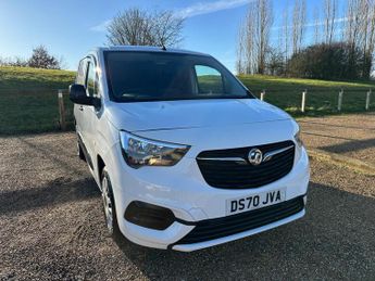 Vauxhall Combo 1.6 Turbo D 2300 Sportive L1 H1 Euro 6 (s/s) 4dr