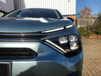 Citroen e-C4 50kWh Shine Plus Auto 5dr (7.4kW Charger)