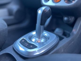 Vauxhall Corsa 1.2i ecoFLEX 16V Excite Easytronic Euro 5 3dr (A/C)