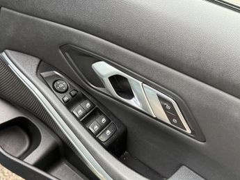 BMW 3 Series 2.0 320d SE Auto Euro 6 (s/s) 4dr