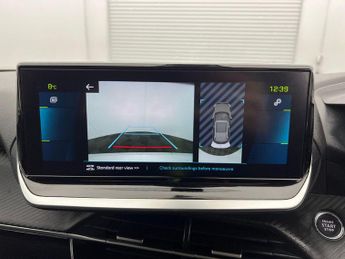 Peugeot E-2008 ALLURE PREMIUM + EV