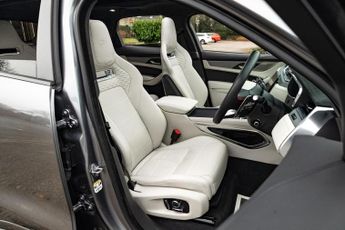 Jaguar F-PACE 5.0 P550 V8 SVR Quickshift AWD Euro 6 (s/s) 5dr