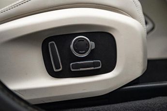 Jaguar F-PACE 5.0 P550 V8 SVR Quickshift AWD Euro 6 (s/s) 5dr