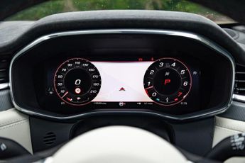 Jaguar F-PACE 5.0 P550 V8 SVR Quickshift AWD Euro 6 (s/s) 5dr