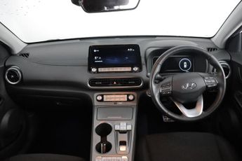 Hyundai KONA 64kWh Premium Auto 5dr (10.5kW Charger)