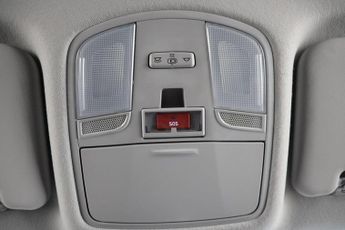 Hyundai KONA 64kWh Premium Auto 5dr (10.5kW Charger)