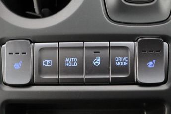 Hyundai KONA 64kWh Premium Auto 5dr (10.5kW Charger)