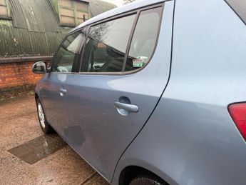 Skoda Fabia 1.6 16V 1 Tiptronic 5dr