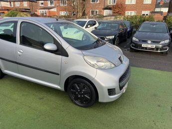 Peugeot 107 1.0 12V Urban 2 Tronic Euro 4 5dr