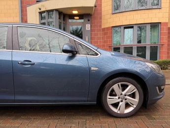 Vauxhall Astra 1.6 16v SRi Auto Euro 5 5dr