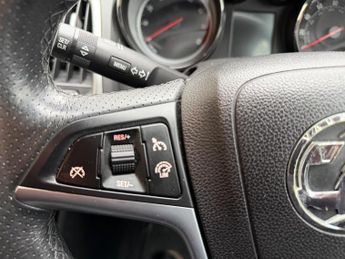 Vauxhall Astra 1.6 16v SRi Auto Euro 5 5dr