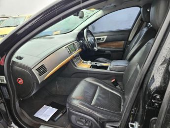 Jaguar XF 3.0d V6 Premium Luxury Auto Euro 5 4dr