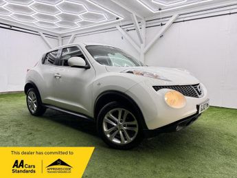 Nissan Juke 1.6 Acenta Premium CVT Euro 5 5dr