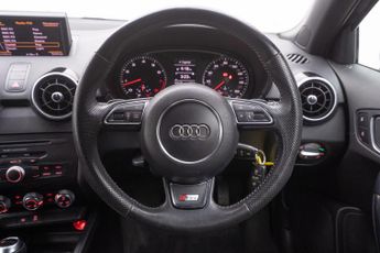 Audi A1 1.4 TFSI Black Edition S Tronic Euro 5 3dr