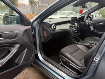 Mercedes-Benz GLA 2.0 GLA250 AMG Line (Premium) SUV 5dr Petrol 7G-DCT 4MATIC Euro 