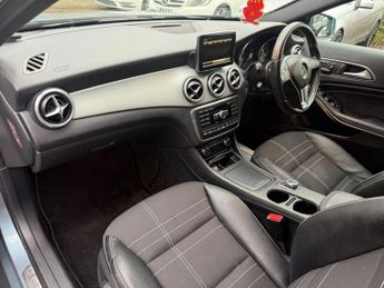 Mercedes-Benz GLA 2.0 GLA250 AMG Line (Premium) SUV 5dr Petrol 7G-DCT 4MATIC Euro 