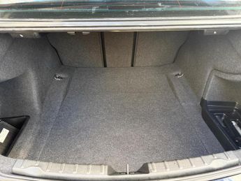 BMW 3 Series 2.0 320i Luxury Saloon 4dr Petrol Auto Euro 6 (s/s) (184 ps)