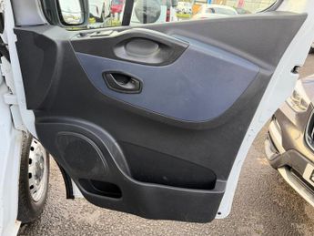 Vauxhall Vivaro 1.6 CDTi 2700 L1 H1 Euro 5 5dr