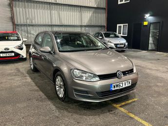 Volkswagen Golf 1.6 TDI BlueMotion Tech SE DSG Euro 5 (s/s) 5dr