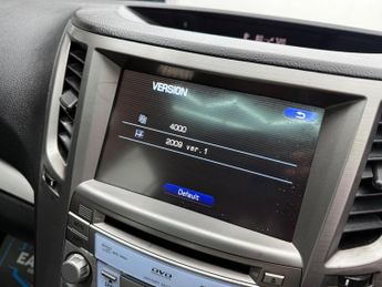 Subaru Outback 2.5i SE Lineartronic 4WD Euro 5 5dr (SNavPlus)