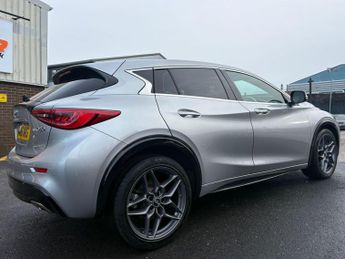 Infiniti Q30 2.2d Premium Tech DCT AWD Euro 6 (s/s) 5dr