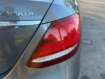 Mercedes-Benz E Class 2.0 E220d AMG Line (Premium) G-Tronic+ 4MATIC Euro 6 (s/s) 4dr