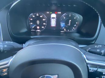 Volvo XC90 2.0 D5 Momentum Geartronic 4WD Euro 6 (s/s) 5dr