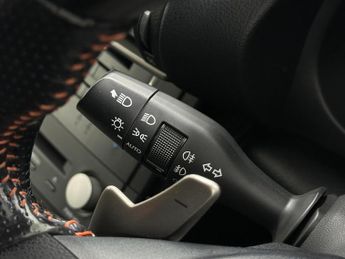 Lexus RC 2.5 300h F Sport Black Edition E-CVT Euro 6 (s/s) 2dr