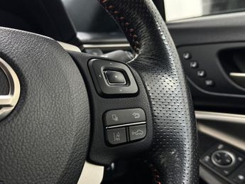 Lexus RC 2.5 300h F Sport Black Edition E-CVT Euro 6 (s/s) 2dr