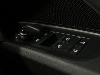 Audi A3 1.4 TFSIe 40 Sport Sportback S Tronic Euro 6 (s/s) 5dr 13kWh