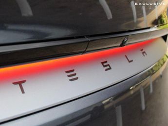 Tesla Model Y Long Range Auto RWD 5dr