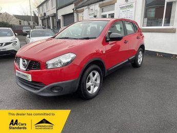 Nissan Qashqai 1.6 Visia SUV 5dr Petrol Manual 2WD Euro 5 (s/s) (117 ps)