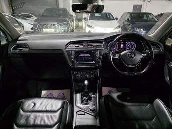 Volkswagen Tiguan 2.0 TSI BlueMotion Tech SEL DSG 4Motion Euro 6 (s/s) 5dr