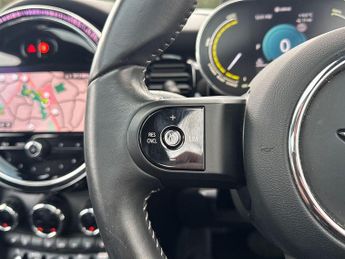 MINI Electric Hatch Cooper SE 32.6kWh Level 3 Auto 3dr